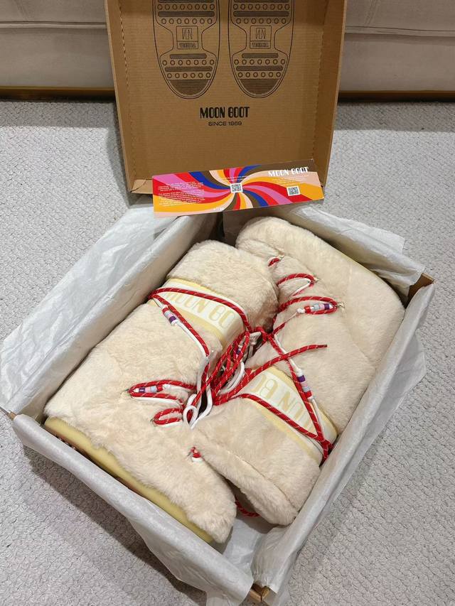 Top-tier factory version Moon Boots, the darling of the ski season They were alr