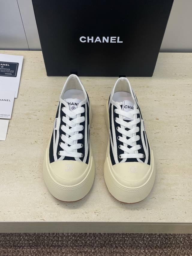 Factory price Chanel 2025 Autumn/Winter New Lace-up Canvas Casual Shoes with Cha