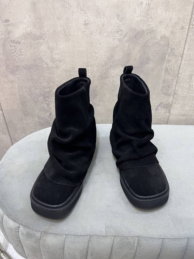 Theattico Autumn/Winter Collection Thick-Soled Pants Boots with Pleated Ankle Bo