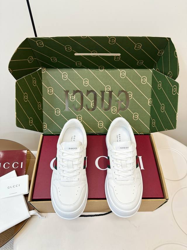 Gucci latest couple's biscuit-style platform casual shoes Top-tier Gucci Ip ligh