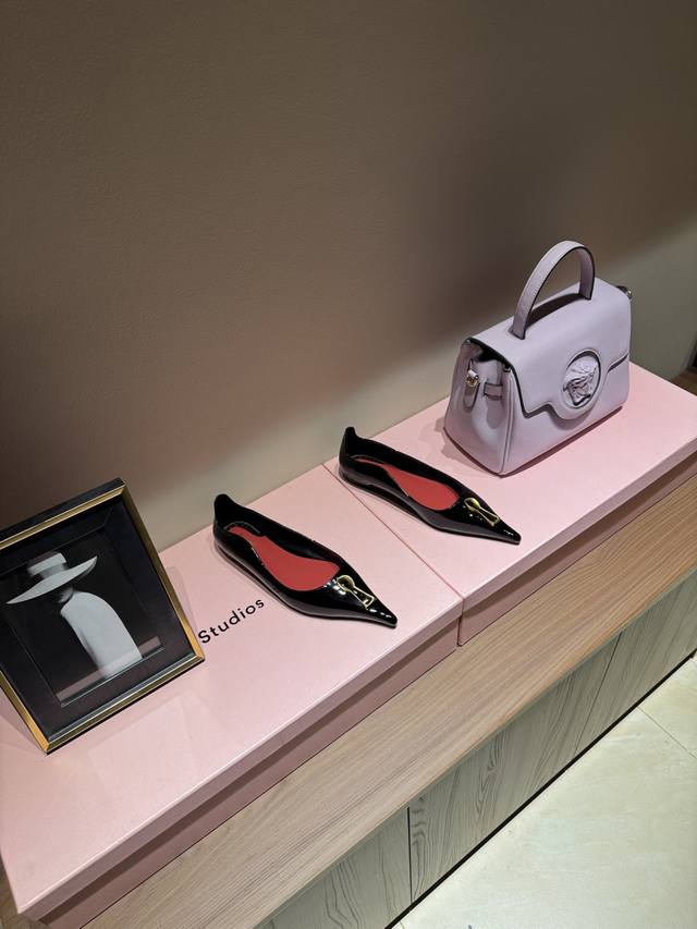 The forgotten design master Elsa Schiaparelli Chanel's lifelong rival, she is a