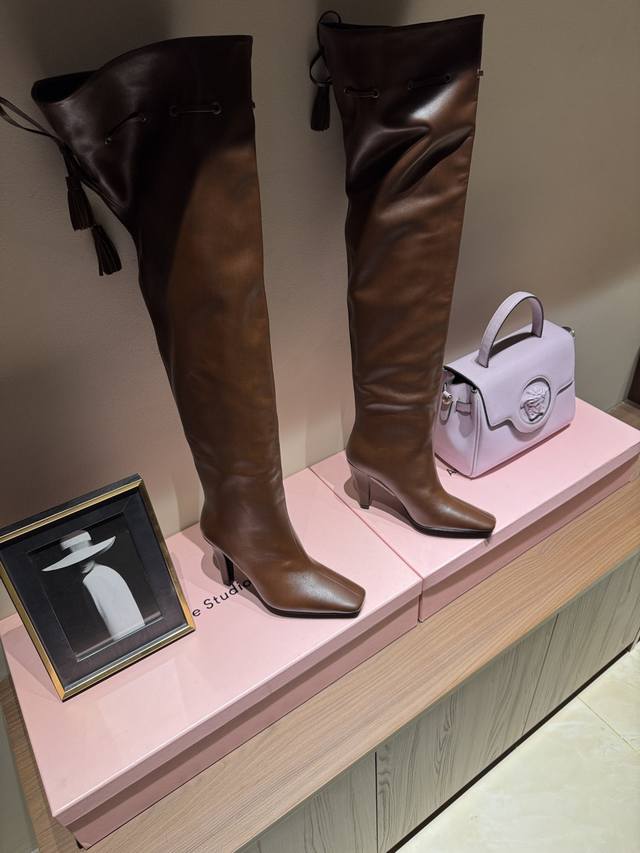 Saint Laurent French Chic High-End Round Toe Straight-Leg Boots French Style, Au