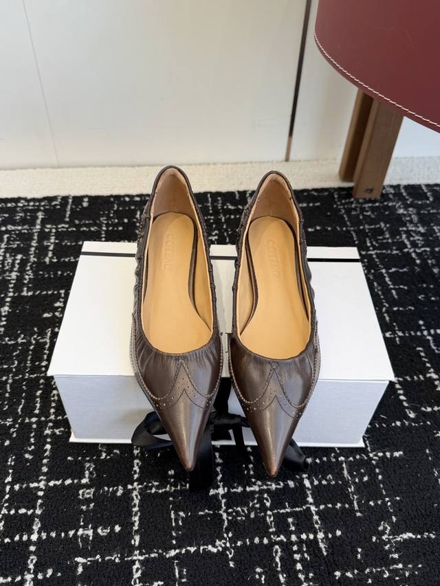 Retail Item 420 Niche Item: Exclusive New Original Cotem Fw Pointed-Toe Shoes! C