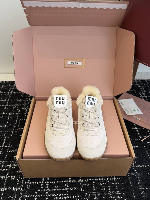 Official website synchronized box packaging Miumiu 25Ss Spring/Summer New Wool F