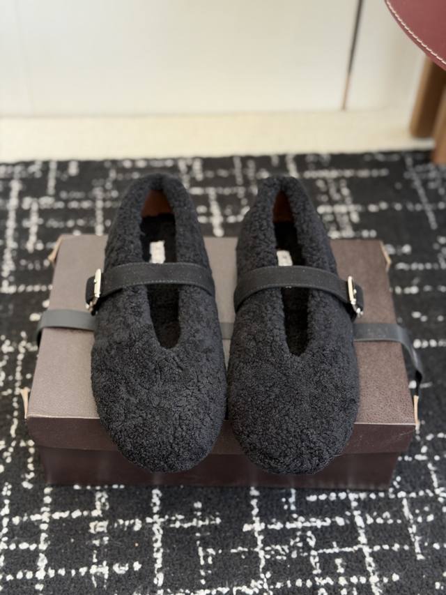 Retailer-grade Alaia Autumn/Winter Runway Style Mary Jane Wool Flats A popular a