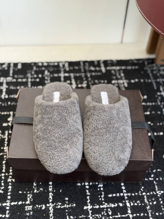 Retailer-grade 25Fw Autumn/Winter New Alaia Wool French Ballet Flats, Vintage St