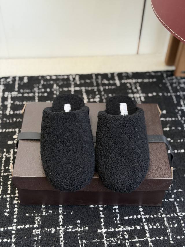 Retail-grade 25Fw Autumn/Winter New Alaia Wool French Ballet Flats, Vintage Styl