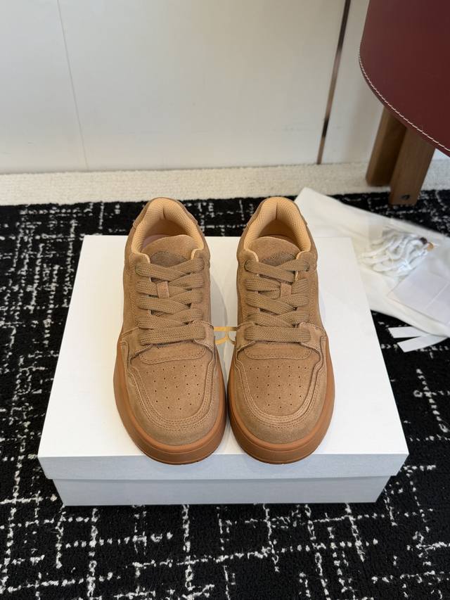 Dongguan-made high-quality The Row 25 Fall/Winter runway style platform skateboa