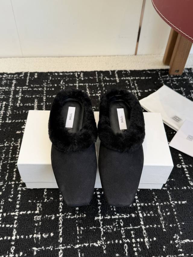 Dongguan-made Toteme 2025 Autumn/Winter New Square Toe Flat Wool Slip-on Slip-on