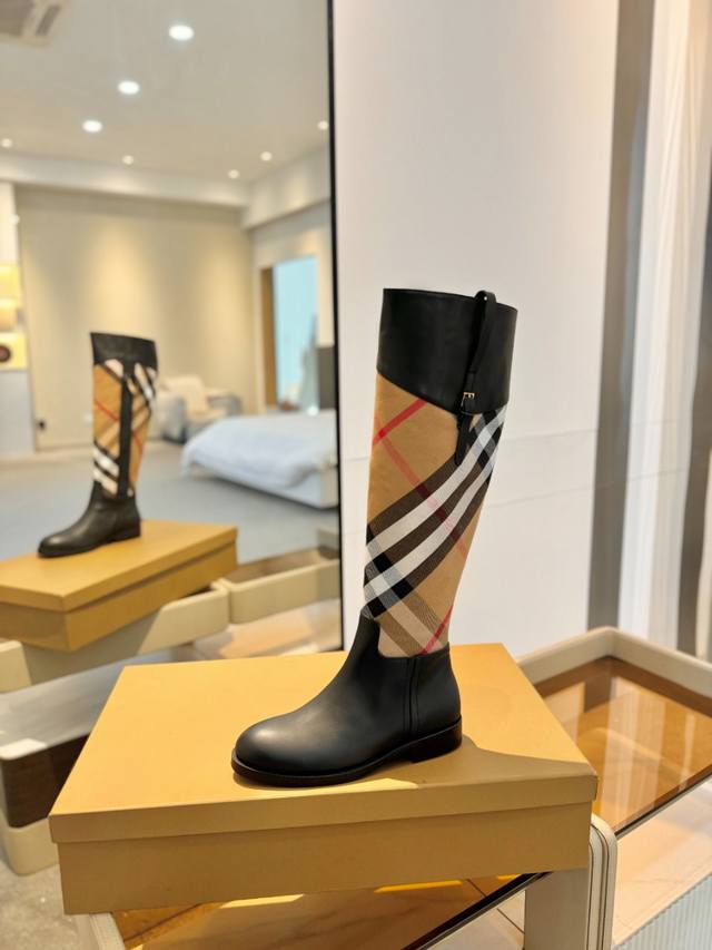 Price Burberryy Burberry Burberry's latest exclusive release of classic check bo