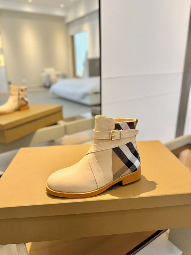 Price Burberry Burberry Burberry's latest exclusive release of classic check boo