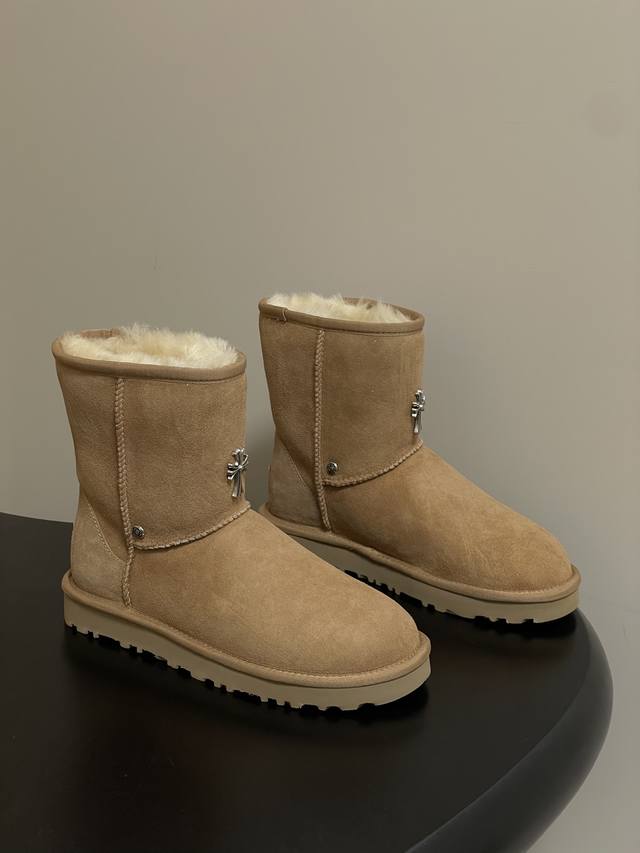 Ugg X Chromehearts Collaboration ~ Limited Edition Snow Boots Limited edition se