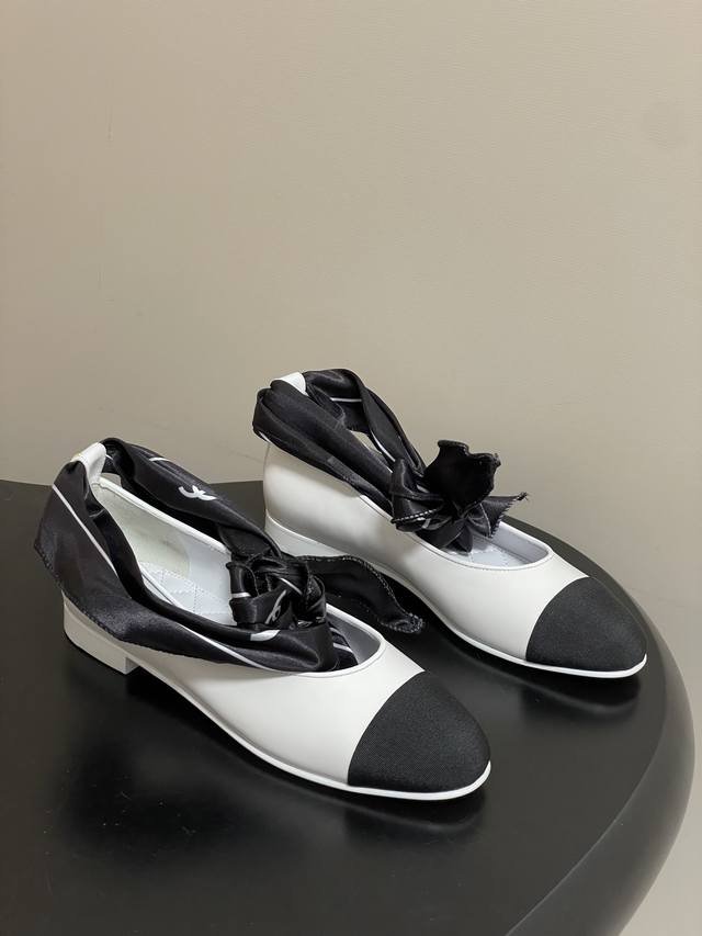 2026 Spring/Summer New Chanel 26C Scarf Series Color Block Bow Double C Ribbon A