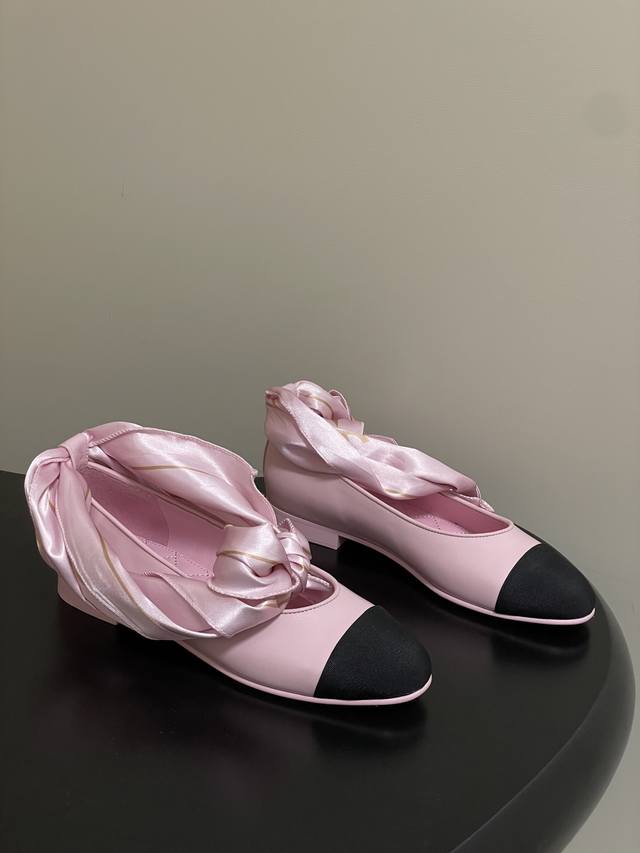 2026 Spring/Summer New Chanel 26C Scarf Series Color Block Bow Double C Ribbon A