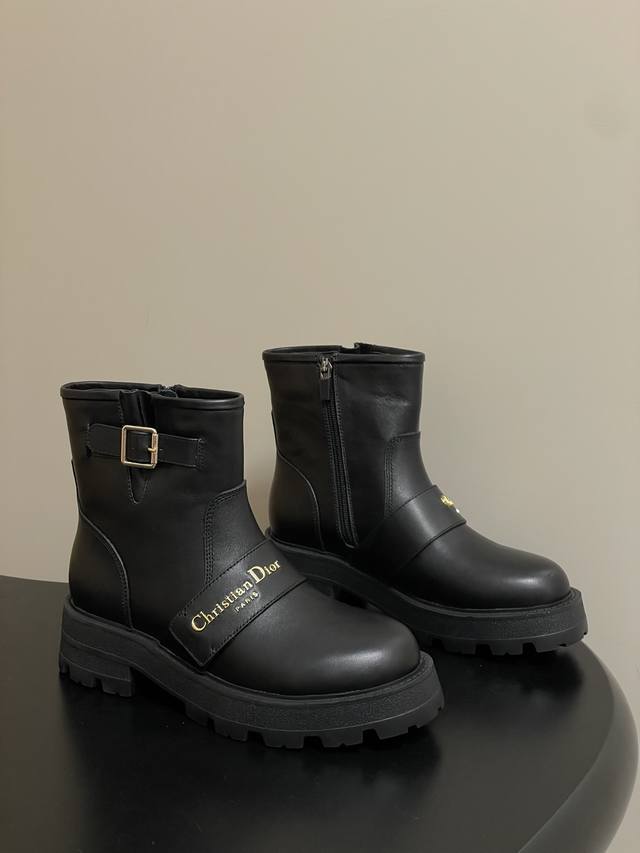 2025 Fall/Winter New Dior D-Quest Ankle Boots, Cd Logo Metal Buckle Thick-Soled