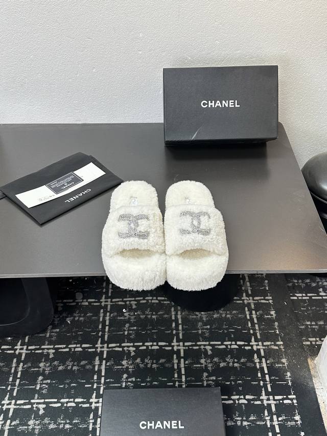 2025Sss official website and Xiaohongshu synchronized latest color scheme Chanel