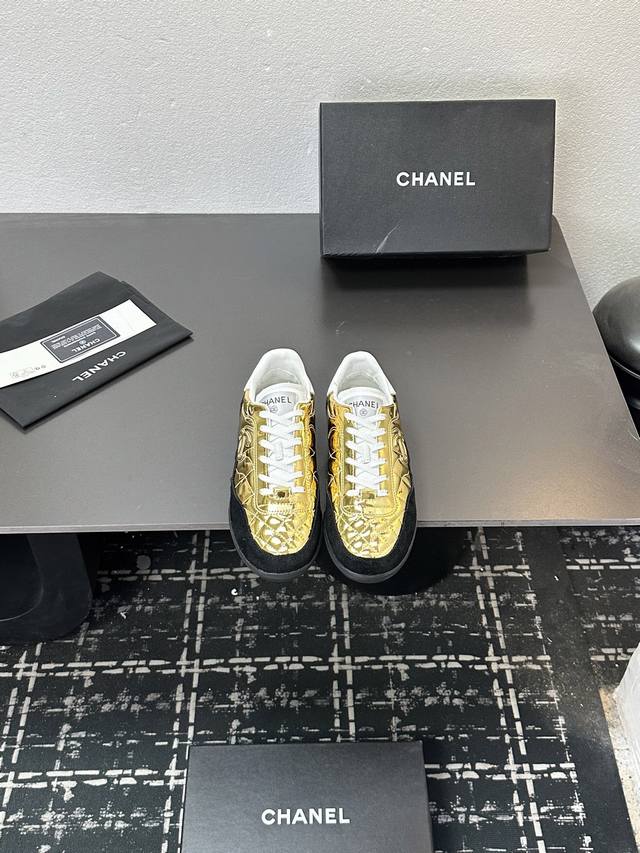 Chanel Panda Shoes! 2025 Top-Tier Casual Sneakers from the Boutique This classic