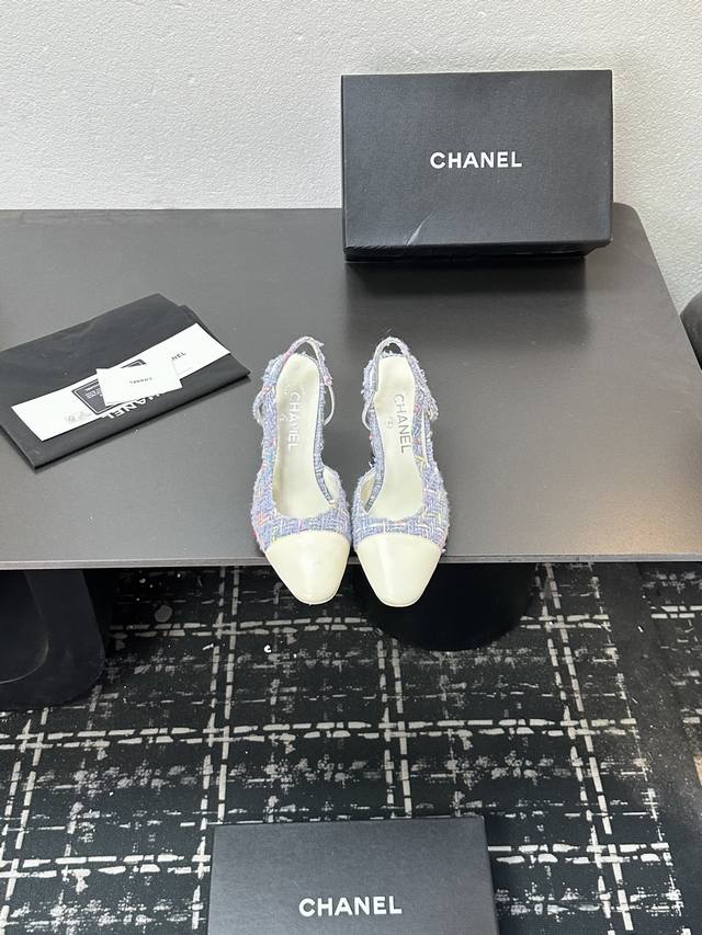 Chanel classic color-blocked sandals, new summer colors from boutiques. This ite