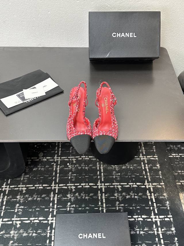 Chanel classic color-blocked sandals, new summer colors from boutiques. This ite