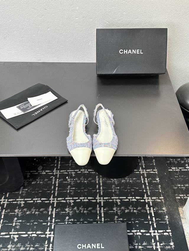 Chanel classic color-blocked sandals, new summer colors from boutiques. This ite