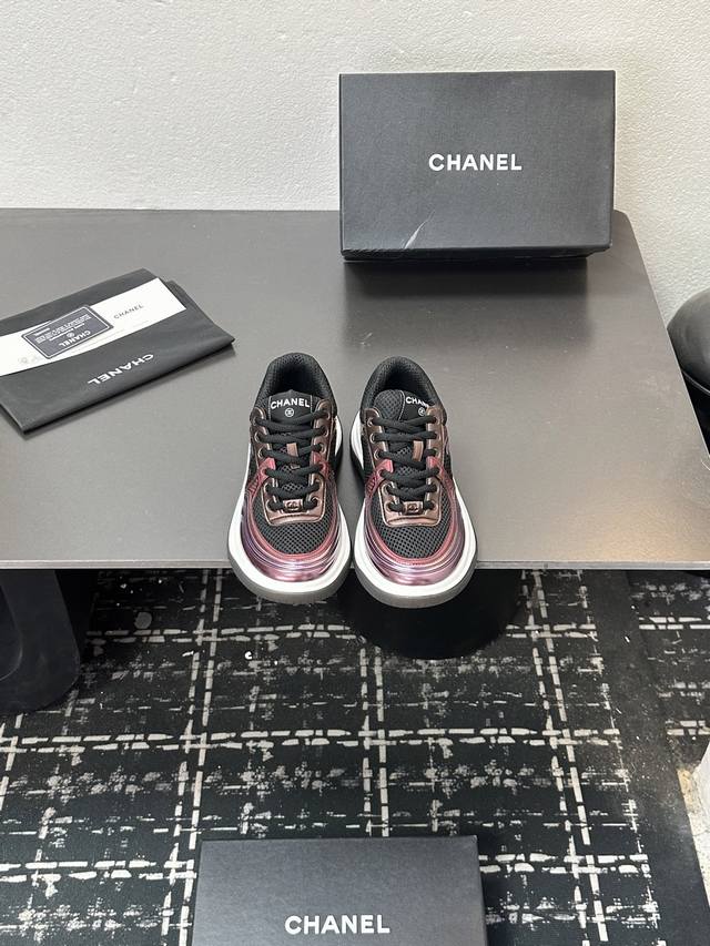 Chanel Panda Shoes! 2025 Top-Tier Casual Sneakers from the Boutique This classic