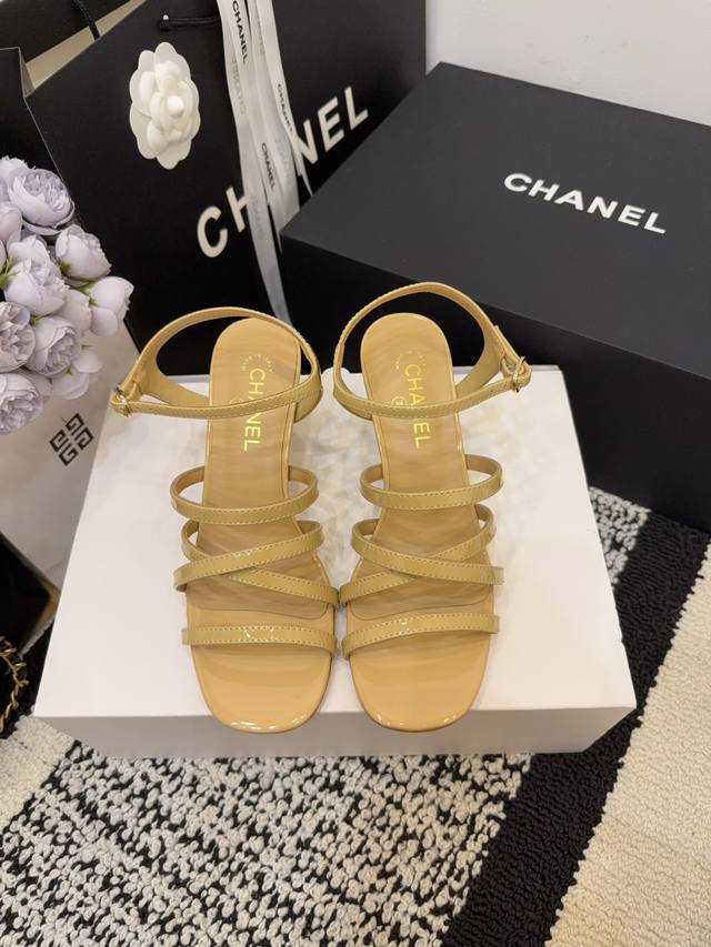 In Stock *26 Authentic Counter Version!! Official Catalog: Sizes: 35, 36, 37, 3