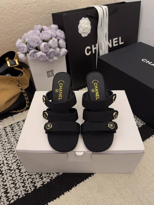 In Stock *26 Authentic Counter Version!! Official Catalog: Sizes: 35, 36, 37, 3