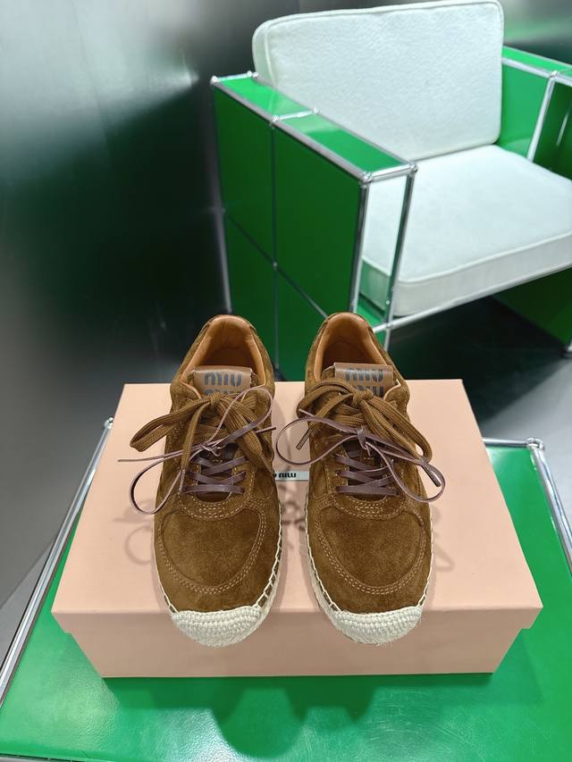 K018 Miu Miu Spring/Summer 2026 Runway New Lace-up German Training Shoes Casual