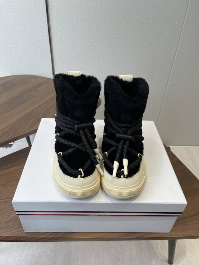 Moncler Altive Mid 2025 Fall/Winter Wool Ski Boots Featuring a drawstring lace-u