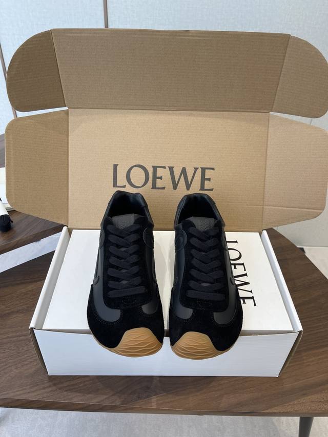 Official website synchronized box packaging Loewe 2025 Paris Fashion Week New Ba