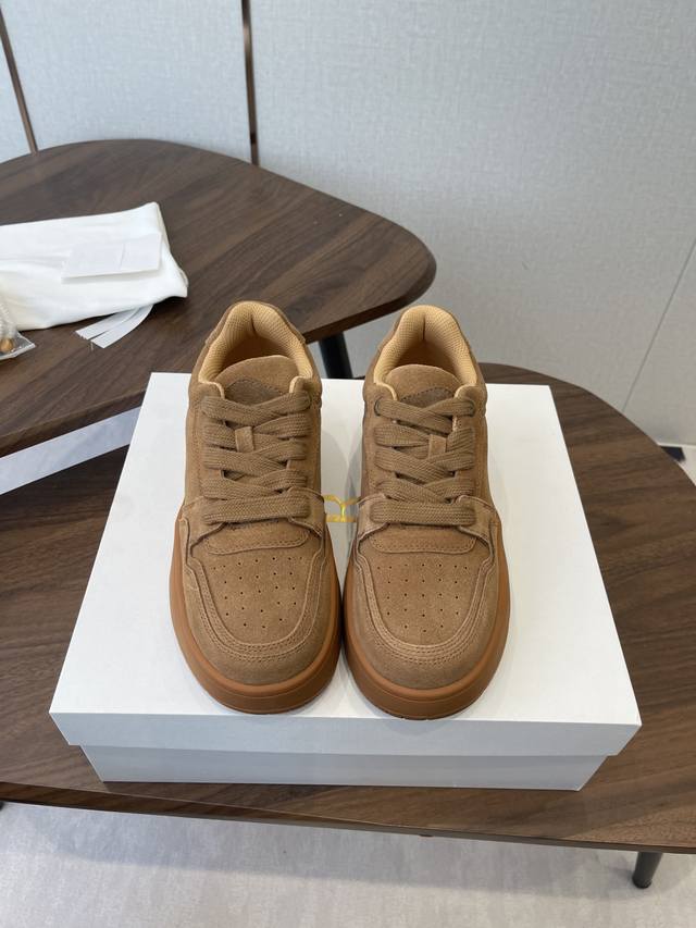 Dongguan-made The Row 2025 Fall/Winter runway chunky white skateboard sneakers