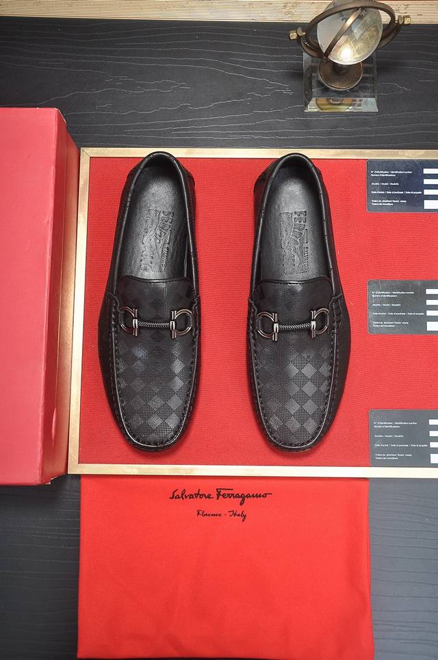 Factory Price p Ferragamo latest model, original imported split-edge premium cow