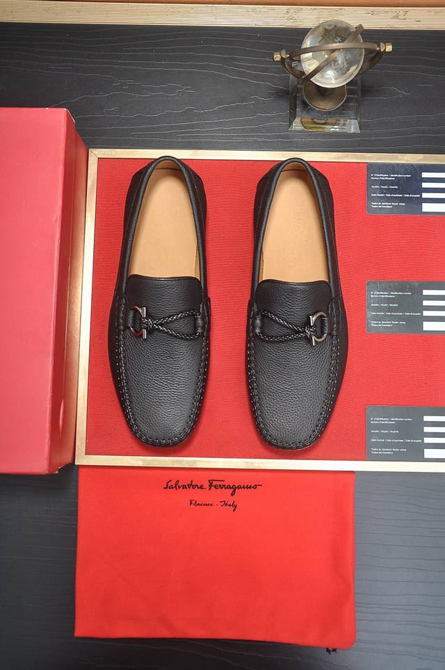 Factory Price p Ferragamo latest model, original imported split-edge premium cow