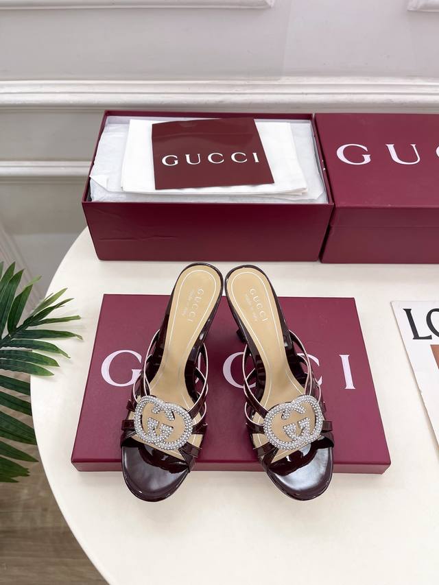 Gucci 25 Gucci's main series is finally here! A highly anticipated item! A new d