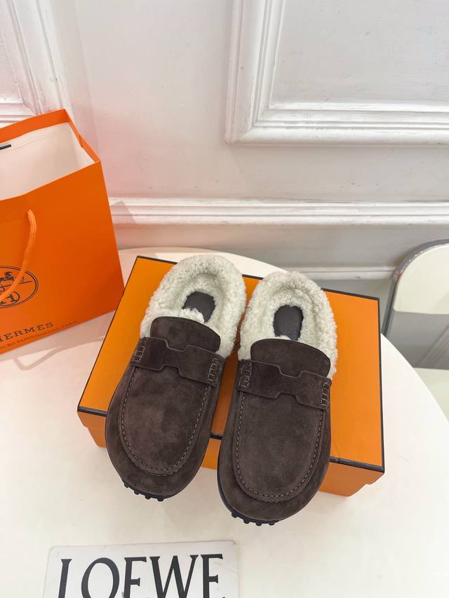 Hermes 25 2025 Autumn New Arrival Classic Lazy Casual Wool Loafers Half-Slipper