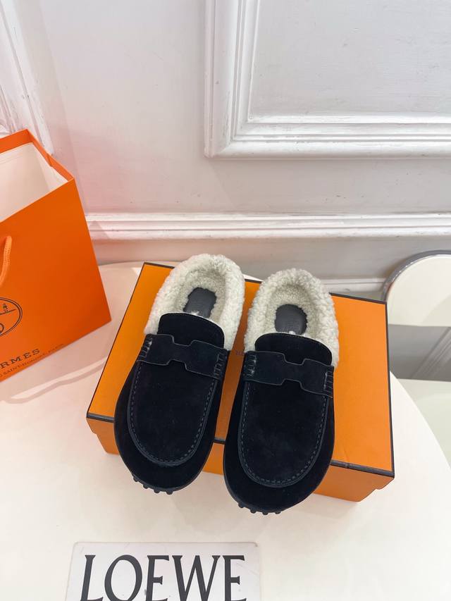 Hermes 25 2025 Autumn New Arrival Classic Lazy Casual Wool Loafers Half-Slipper