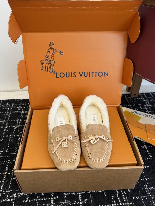 High-quality Louis Vuitton 25Ss wool flat loafers/driving shoes, made with prem