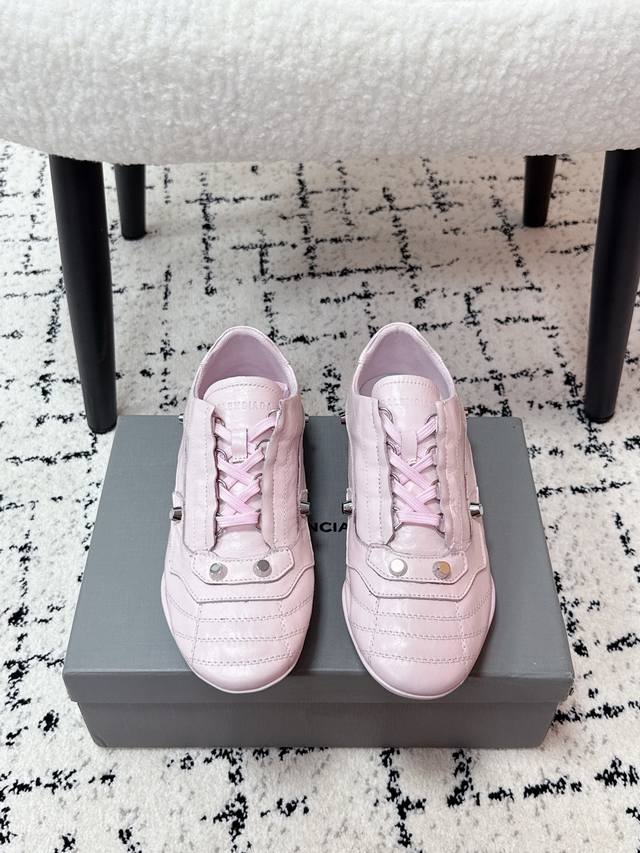 Balenciaga 25 Ss Sporty Retro German Football Casual Shoes Based on retro footba