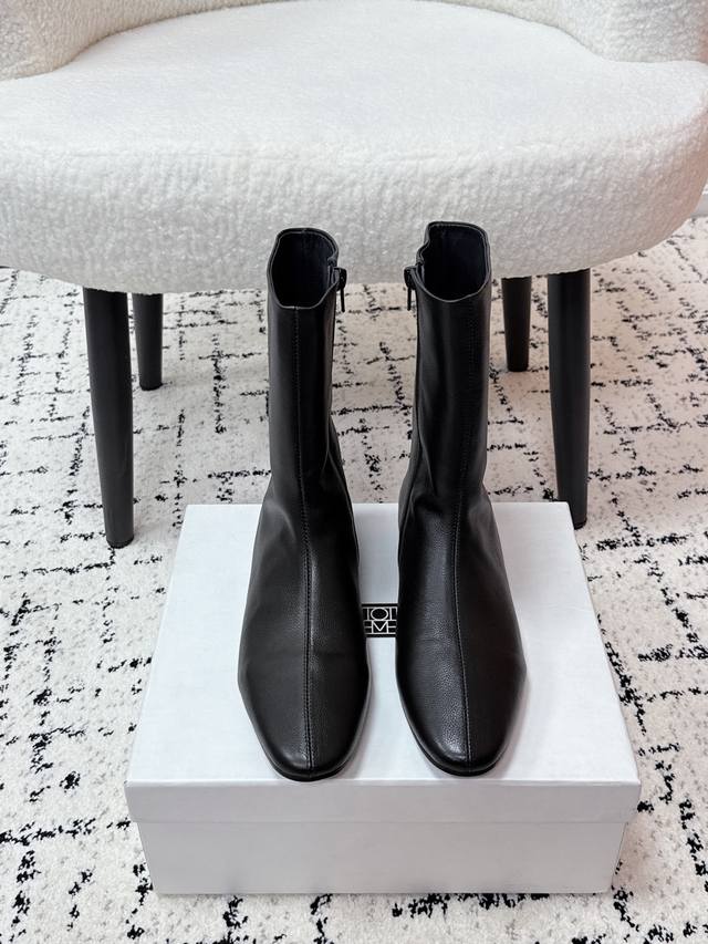 Top Version Toteme Trendy Brand 25 Autumn/Winter New Simple Round Toe Flat Side