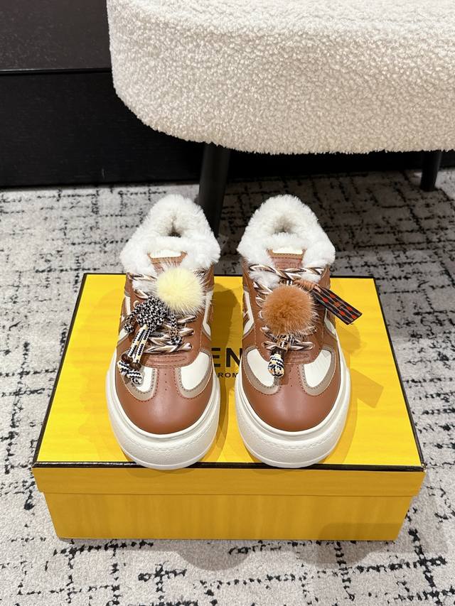 Top-tier version Fendi 25 Match platform wool-lined biscuit shoes, bread shoes,