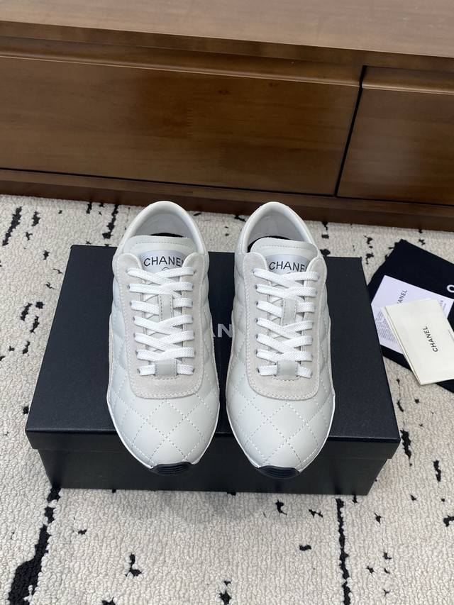 High-quality 2025 Chanel Fall/Winter Must-Have Item!! Chanel Fall/Winter Heavy-