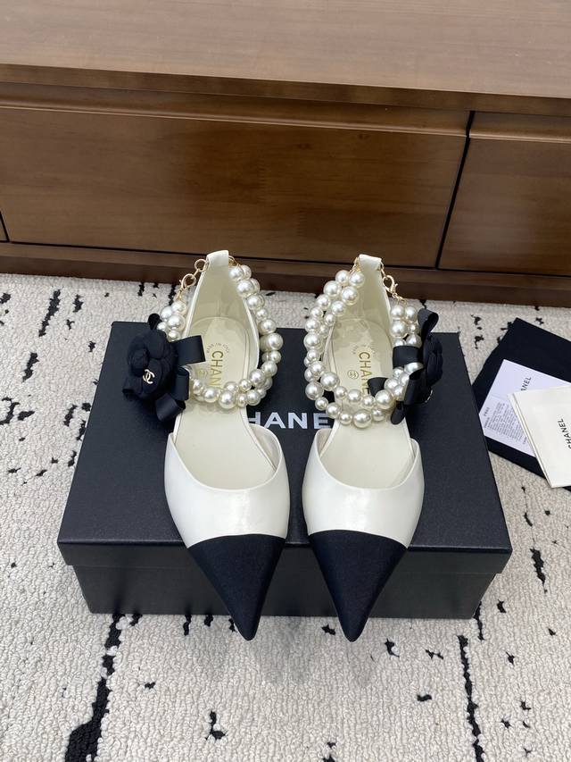 Chanel 2025 Fall/Winter New Arrival, Mary Jane Leather Shoes Chanel Classic Flat