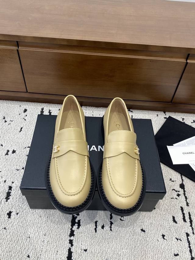 Chanel 25Ss New Chanel Loafers, Autumn/Winter Must-Have, Hot Selling Item. A god