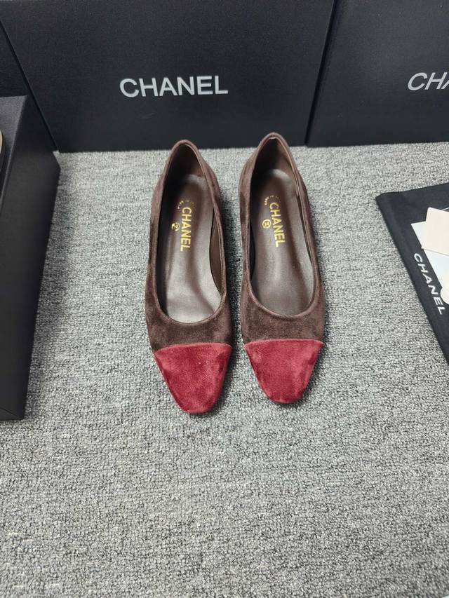 Chan*L Classic Slingback Chanel Ballet Flats Just like Coco Chanel said: Fashion