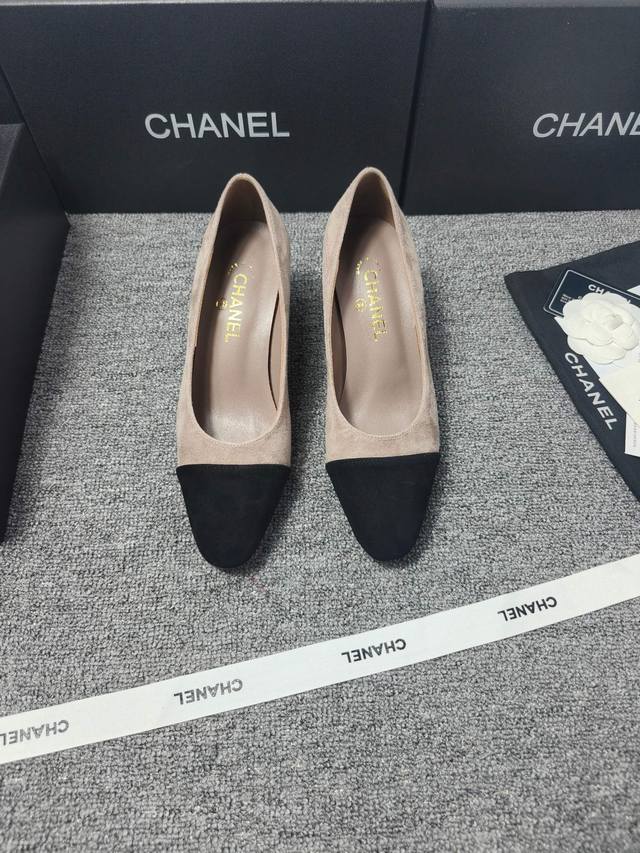 Chan*L Classic Slingback Chanel Ballet Flats Just like Coco Chanel said: Fashion