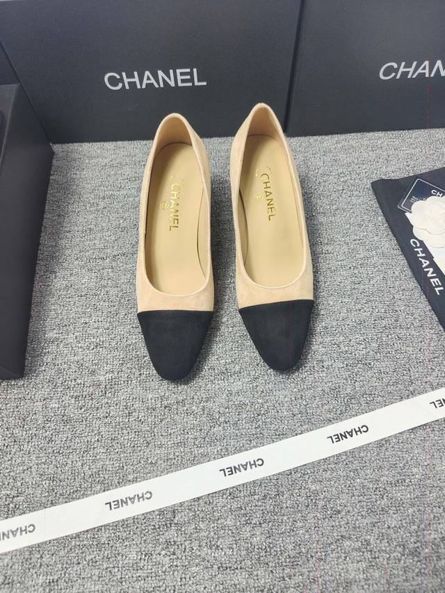 Chan*L Classic Slingback Chanel Ballet Flats Just like Coco Chanel said: Fashion