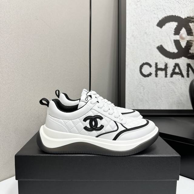 Chanel Panda Shoes! 2025 Top-Tier Casual Sneakers from the Boutique This classic