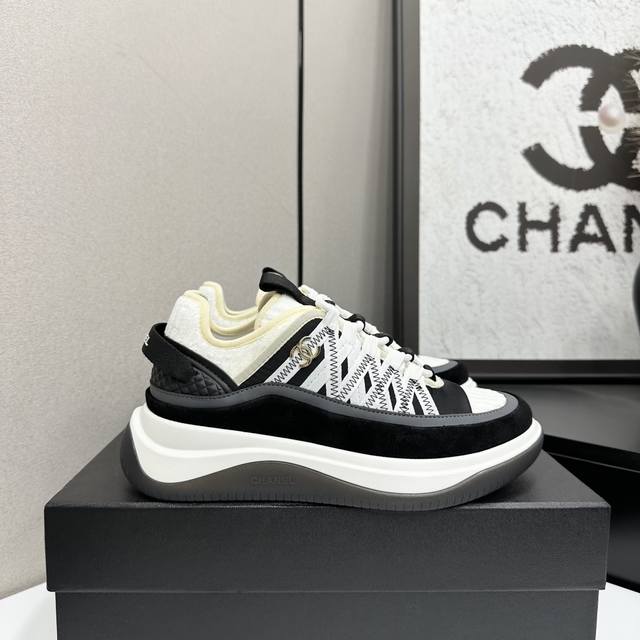 Chanel Panda Shoes! 2025 Top-Tier Casual Sneakers from the Boutique This classic