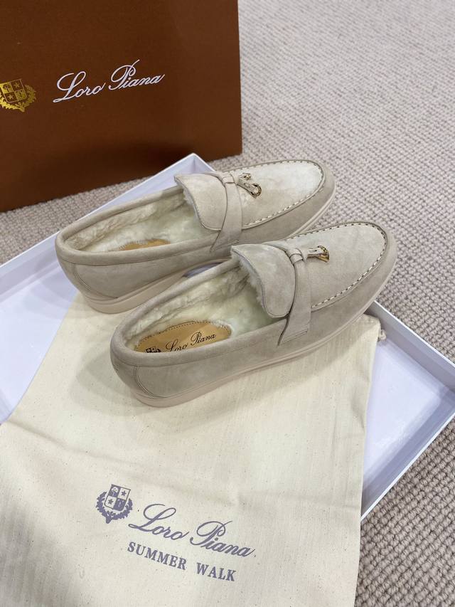 High-quality wool version, upgraded autumn/winter series. Italian handmade bran