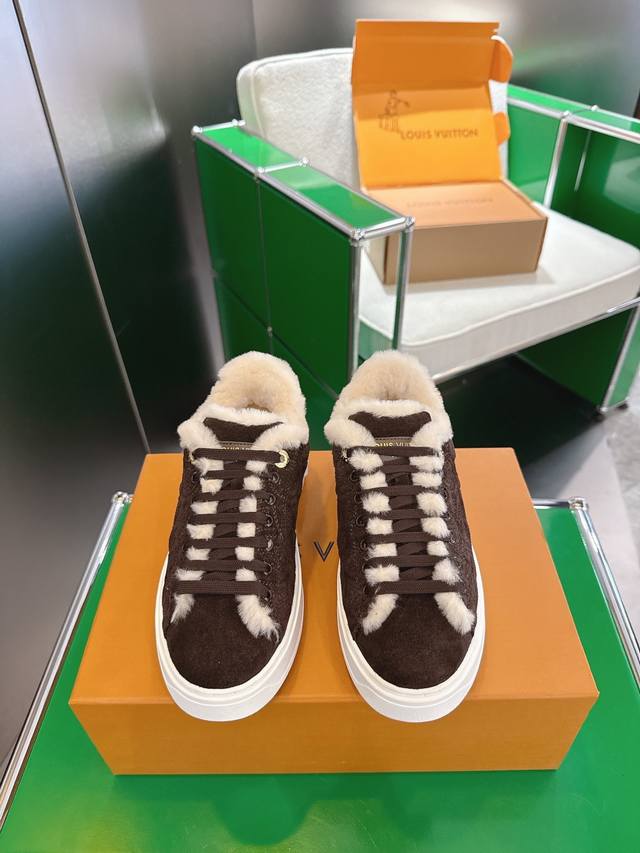 Top-tier version K007 Louis Vuitton Time Out casual sneakers, white sneakers wit